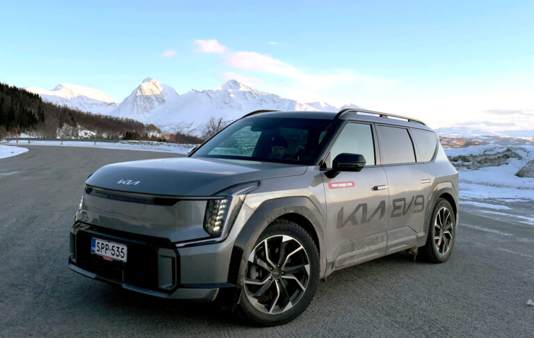 Sähköautolla Lappiin-Kia EV9-Vili Saarinen-Kilpisjärvi-talvi (7)